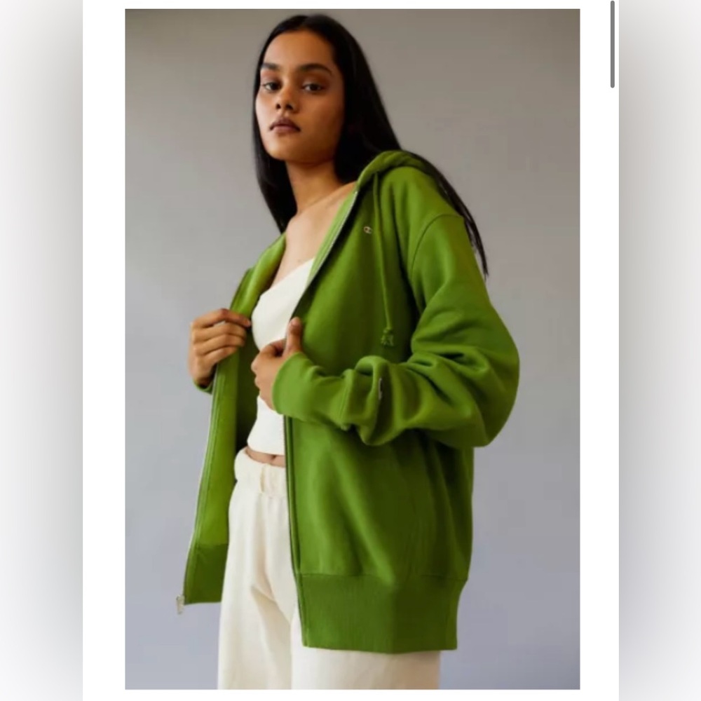 Champion UO Exclusive Zip Up Sweatshirtβ in Green, New with Tag